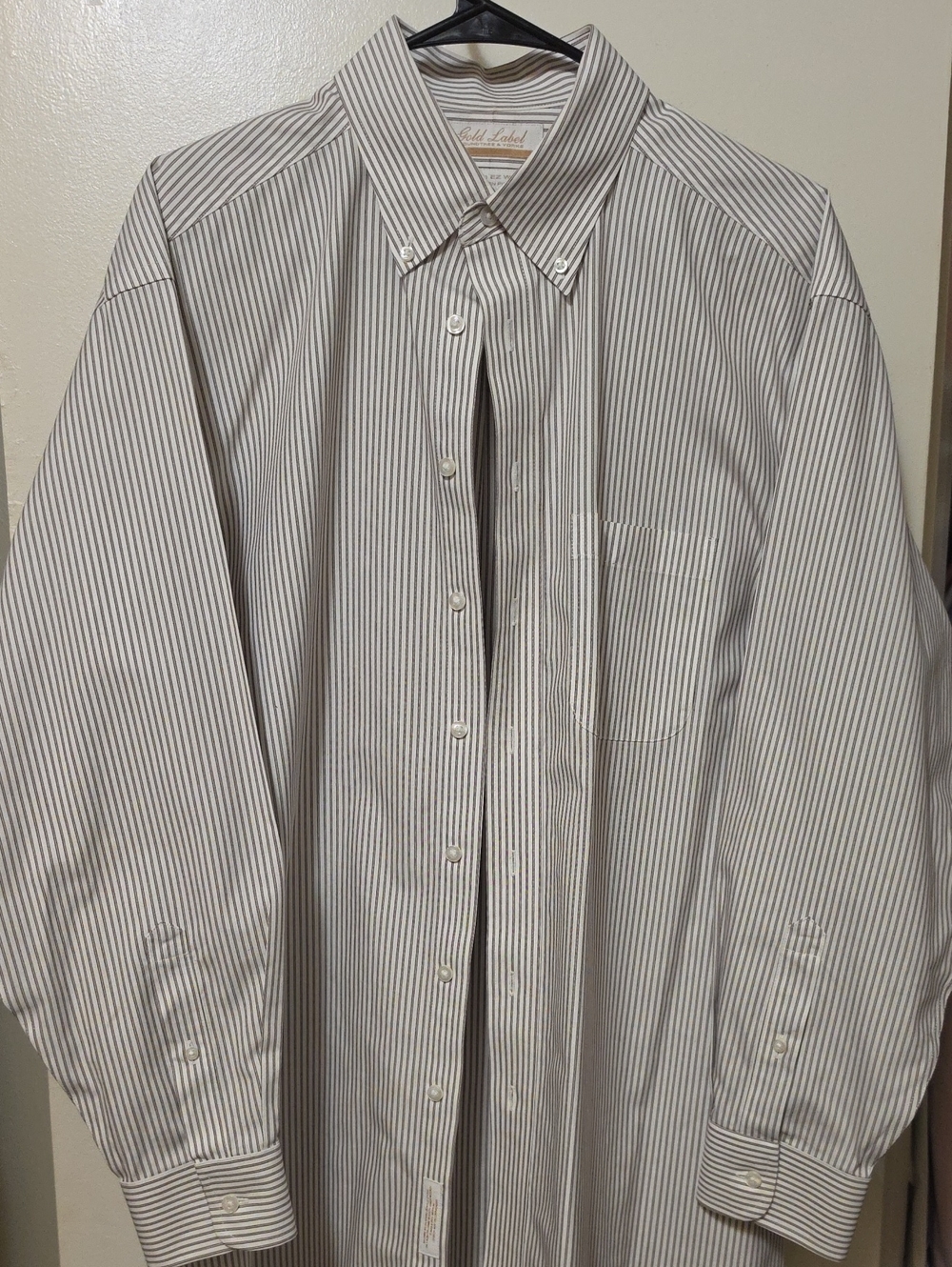 Roundtree & Yorke Men's White Shirt with Brown Pinstripes